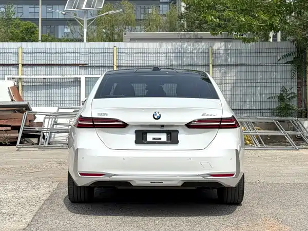 BMW 5 Series 2024
