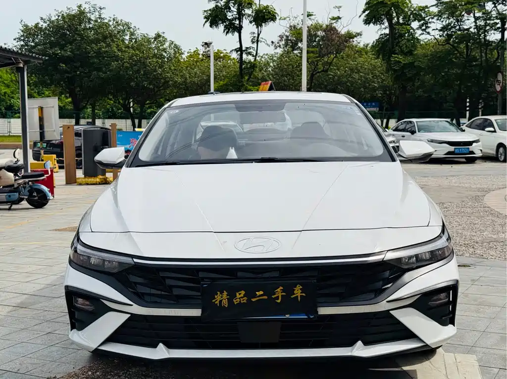 Hyundai Elantra 2026