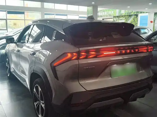 Geely Galaxy L7 2023