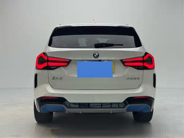 BMW iX3 2022