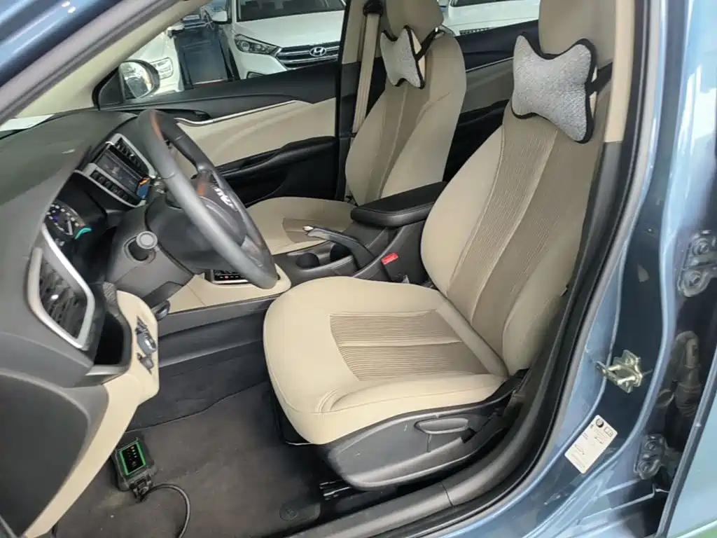 Buick Excelle 2015 — фото 15