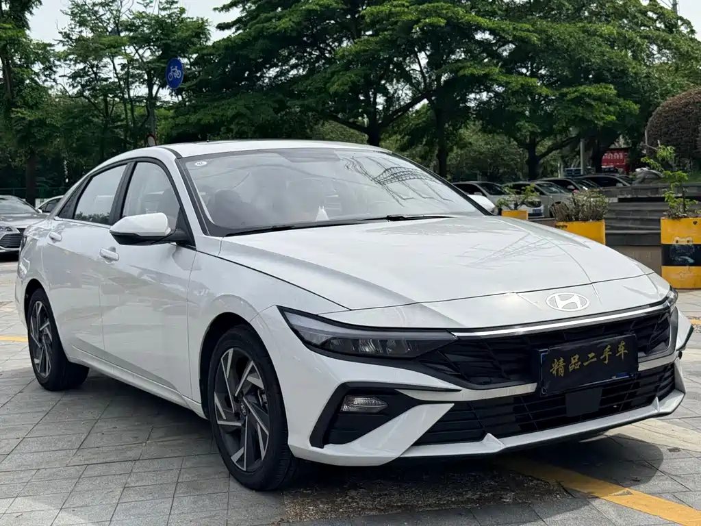 Hyundai Elantra 2026