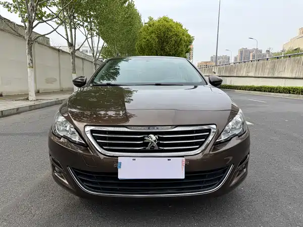 Peugeot 408 2015