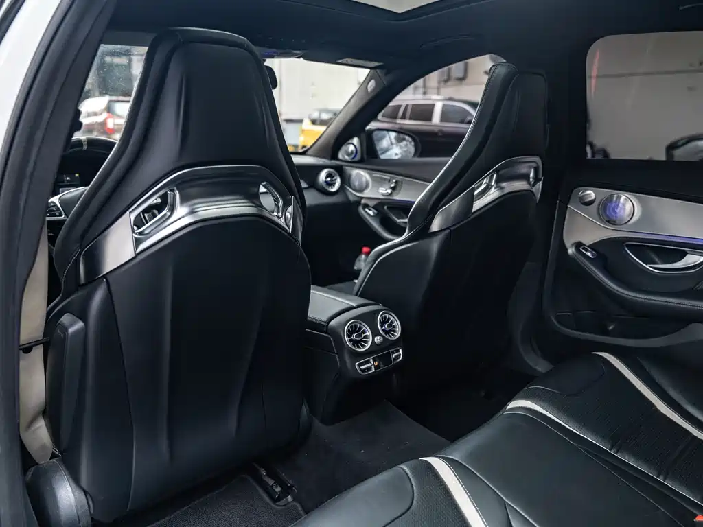 Mercedes-Benz C-Class AMG 2016 — фото 17