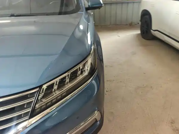 Roewe RX5 2016