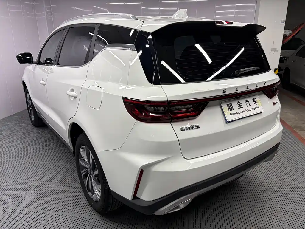 Geely Vision X6 2022 — фото 17