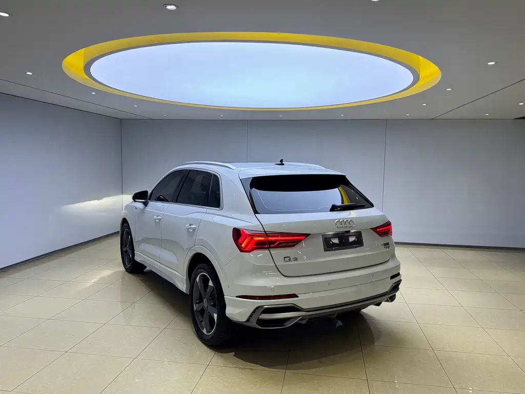 Audi Q3 2022