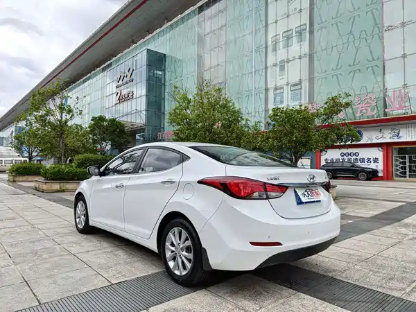 Hyundai Elantra Langdong 2016