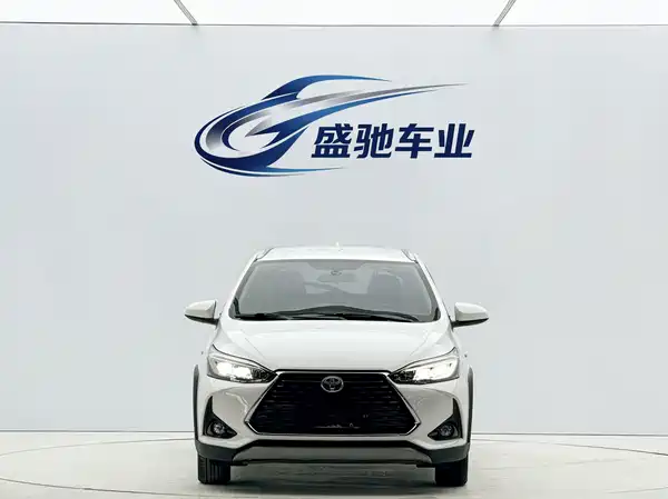 Toyota Yaris L 2022