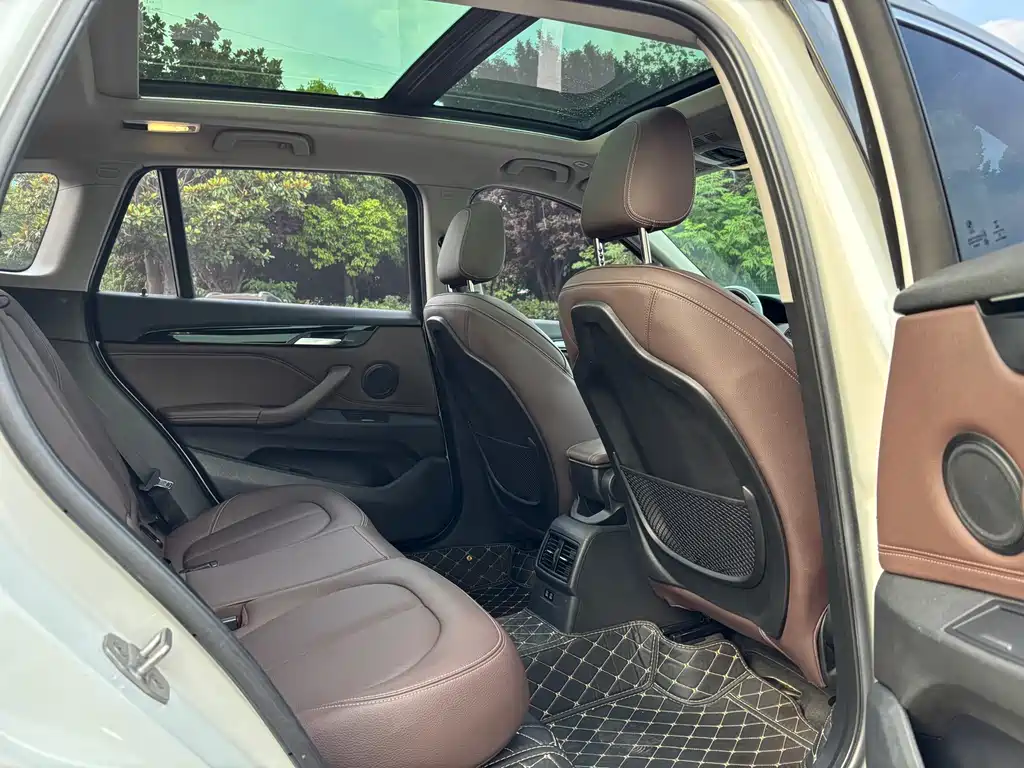 BMW X1 2020 — фото 11