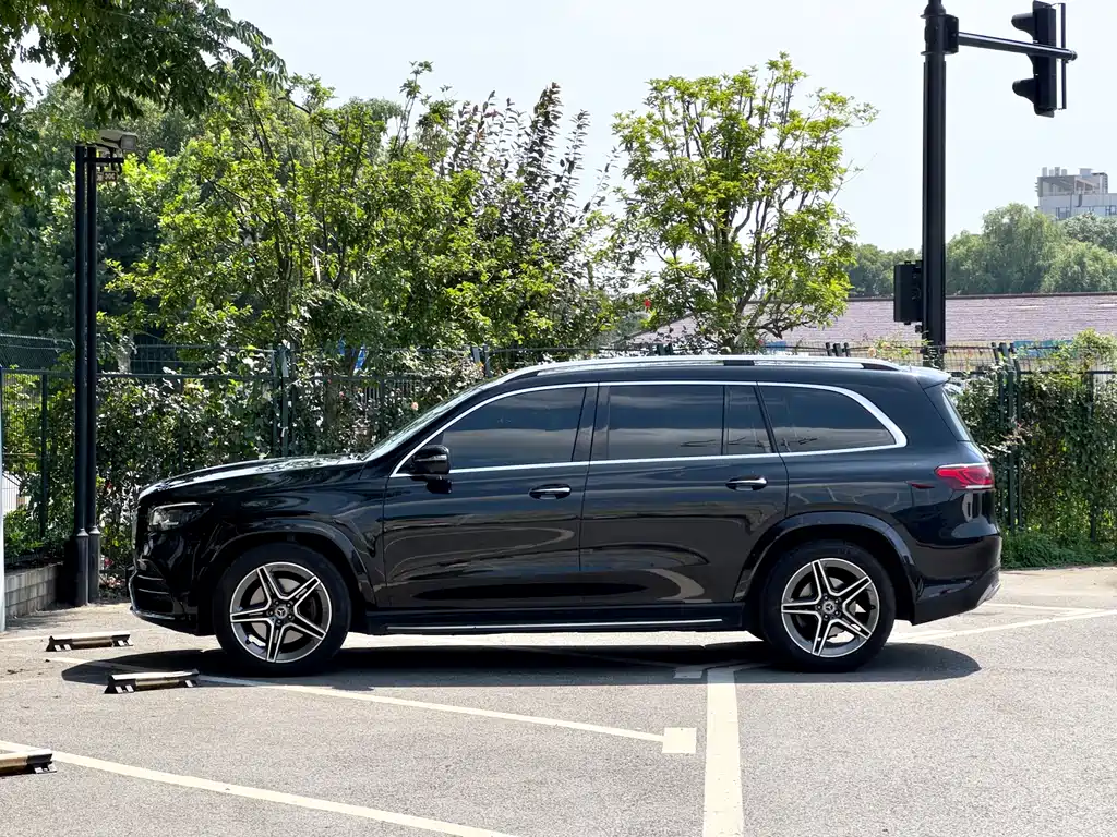 Mercedes-Benz GLS 2022