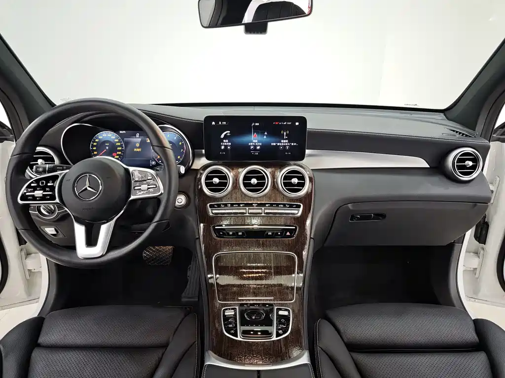 Mercedes-Benz GLC 2021 — фото 7