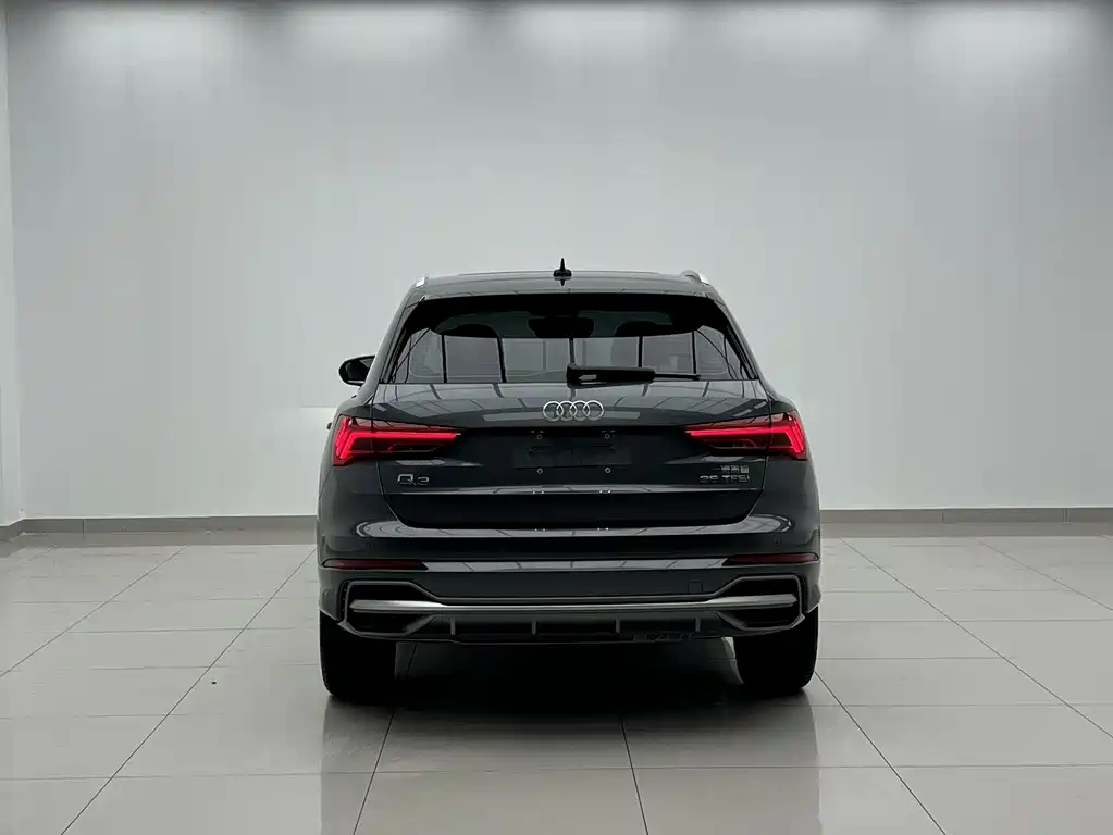 Audi Q3 2023