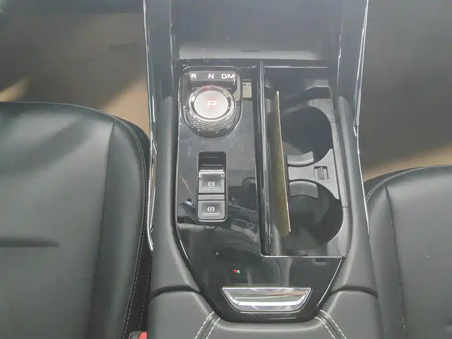 Haval H6 2023 — фото 16