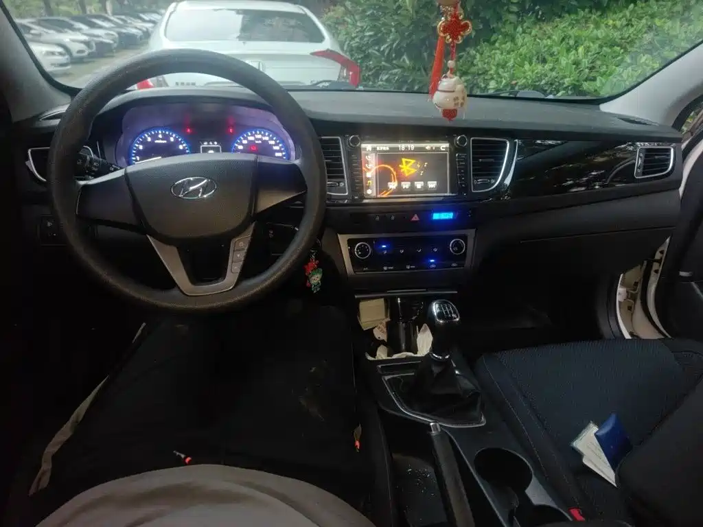Hyundai Mistra 2014 — фото 13