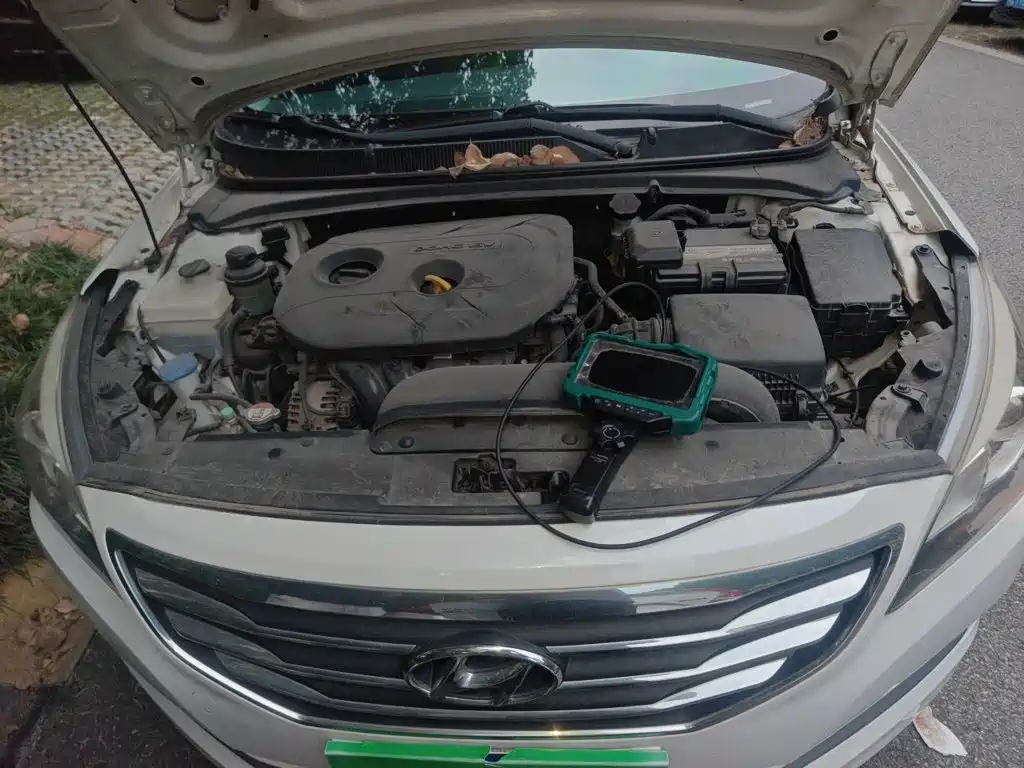 Hyundai Mistra 2014 — фото 11