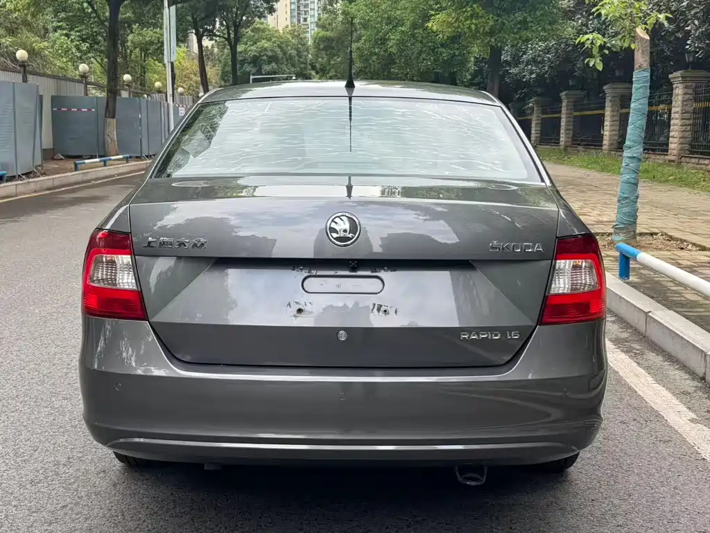 Skoda Rapid 2014