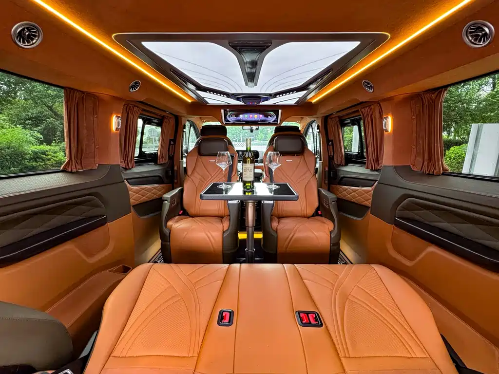 Ford Tourneo 2025 — фото 35