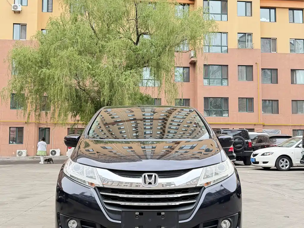 Honda Odyssey 2016 — фото 2