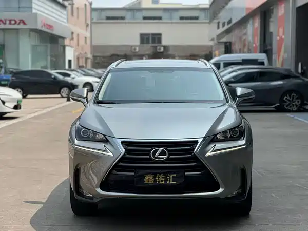 Lexus NX 2015