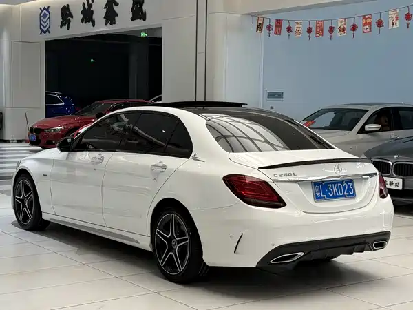 Mercedes-Benz C-Class 2021