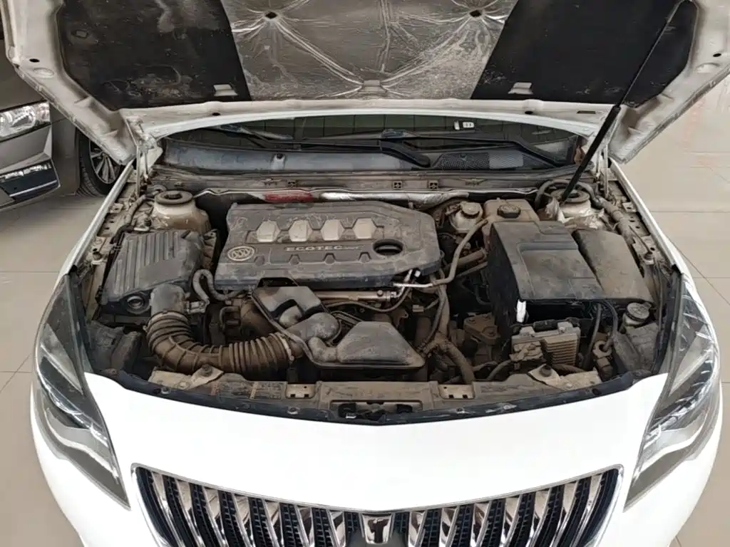 Buick Regal 2015 — фото 20