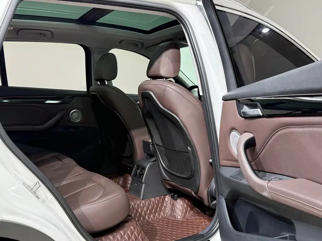 BMW X1 2021 — фото 17