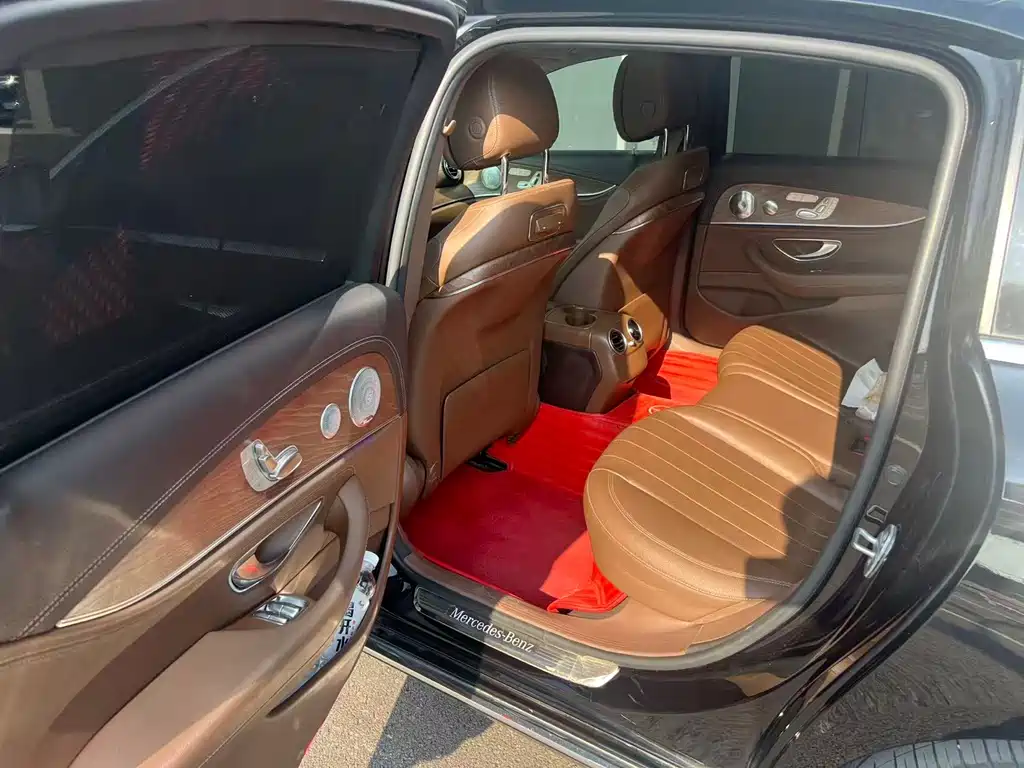 Mercedes-Benz E-Class 2020 — фото 5