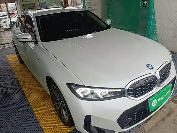 BMW 3 Series 2024