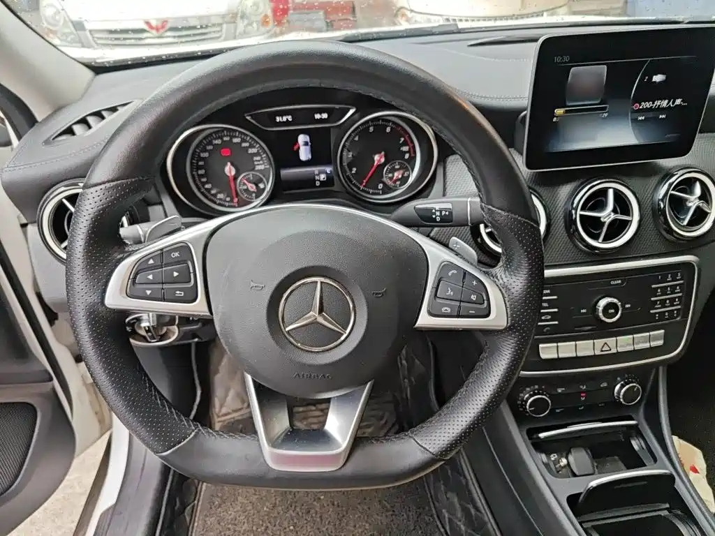 Mercedes-Benz GLA 2019