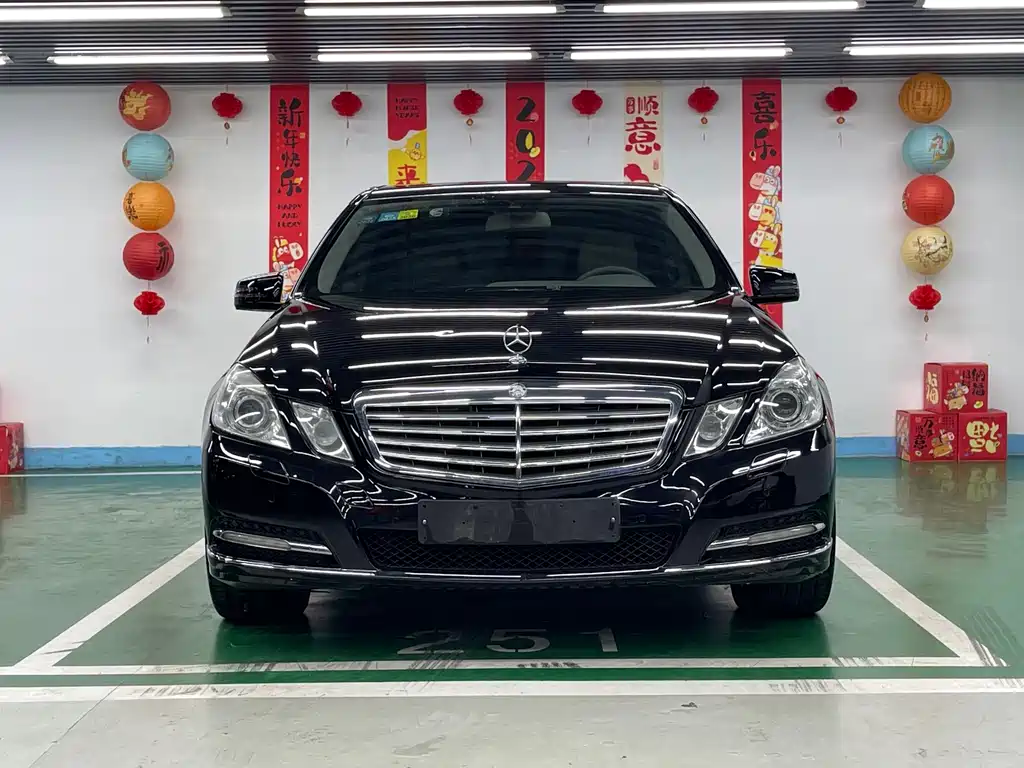Mercedes-Benz E-Class 2012