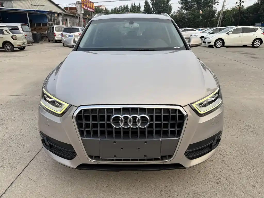 Audi Q3 2014