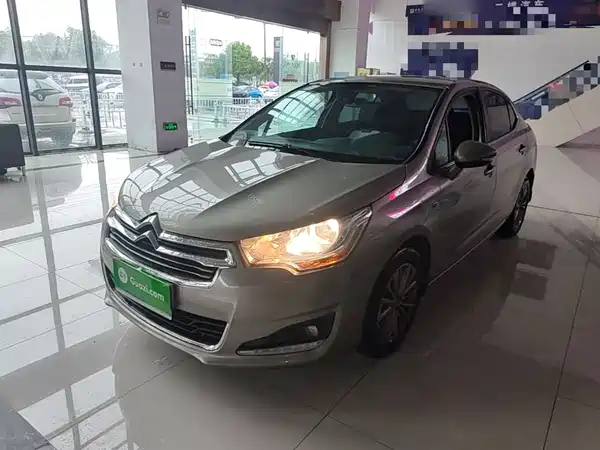 Citroën C4L 2015