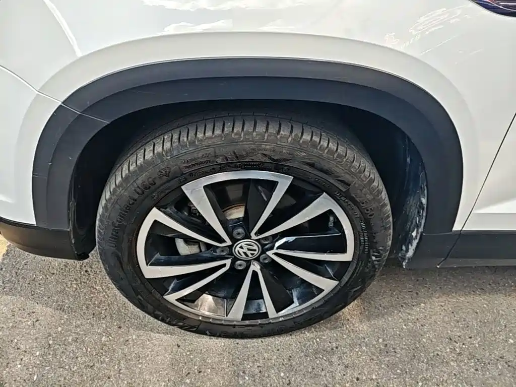 Volkswagen Tharu 2019 — фото 23