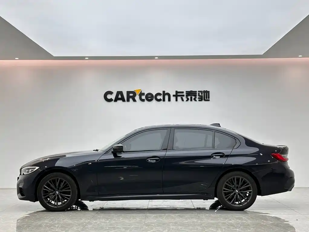 BMW 3 Series 2021