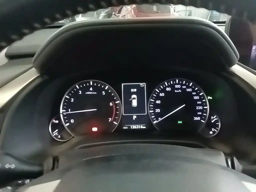 Lexus RX 2018 — фото 12