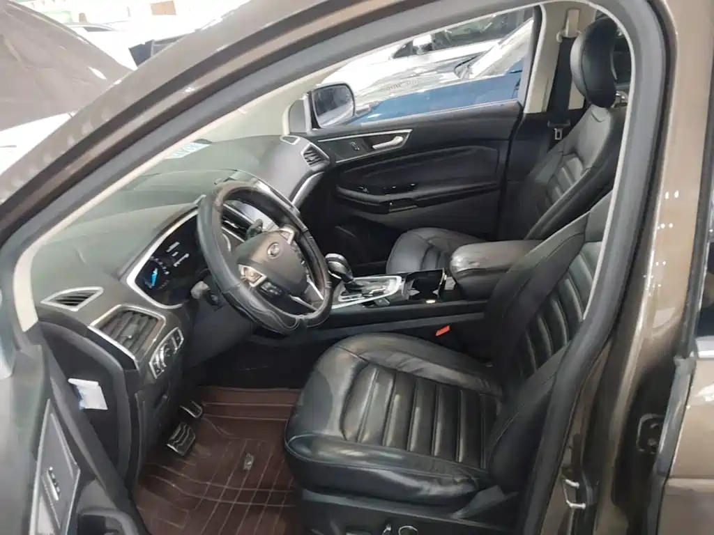 Ford Edge 2015 — фото 15