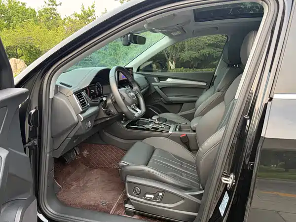 Audi Q5L 2023