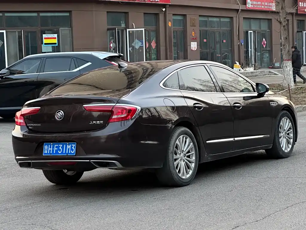 Buick LaCrosse 2018 — фото 6