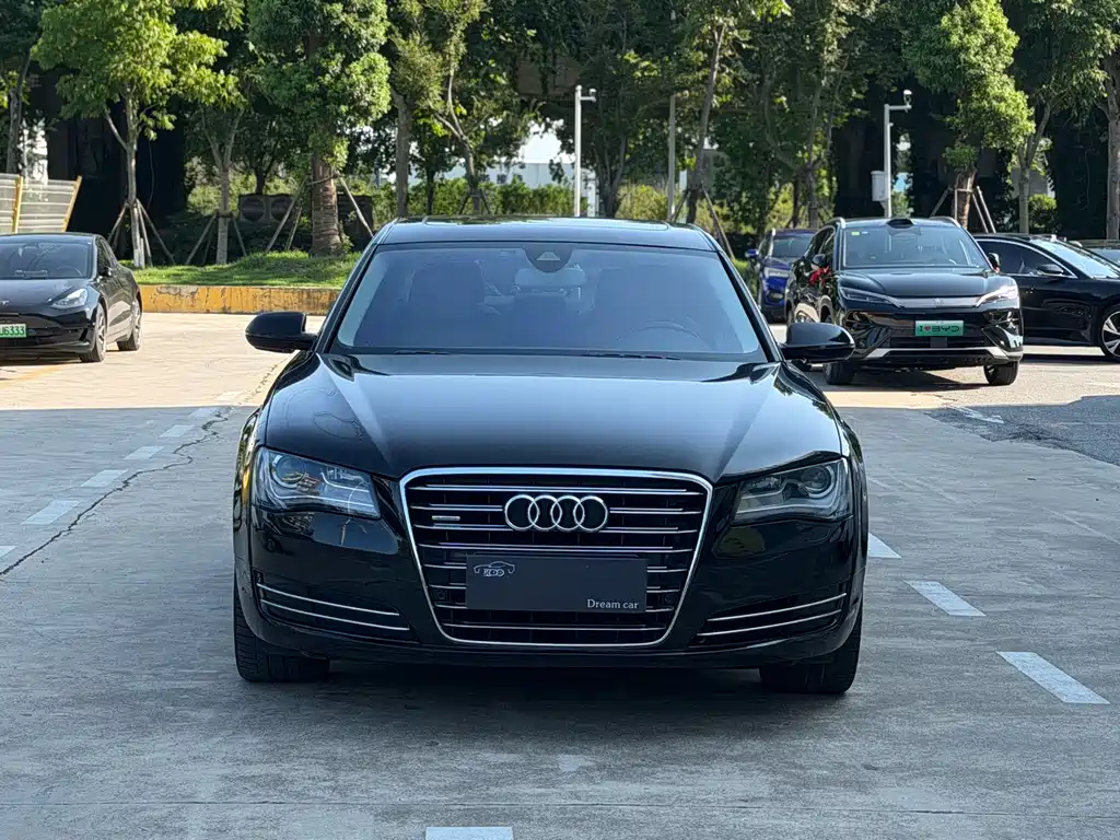 Audi A8 2011