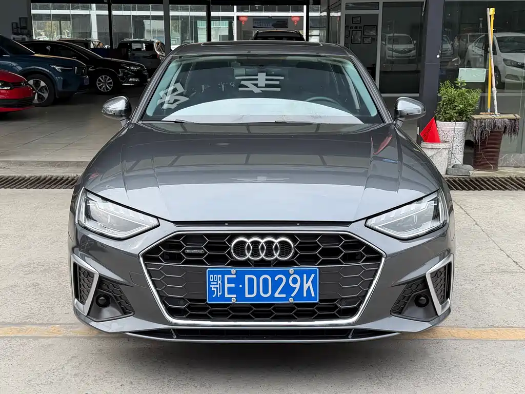 Audi A4L 2021 — фото 2