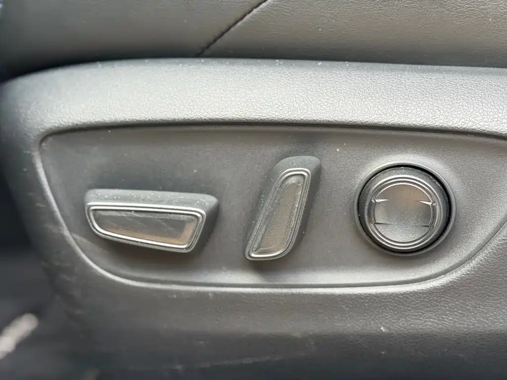 Toyota Wildlander 2020 — фото 21