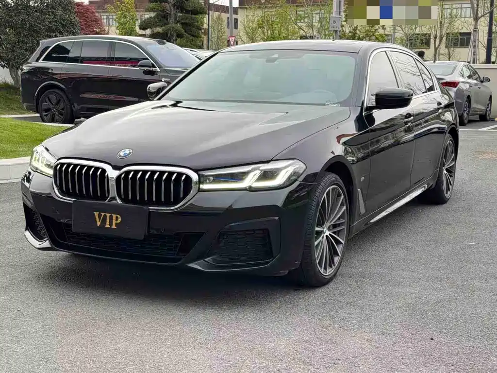 BMW 5 Series 2021 — фото 1