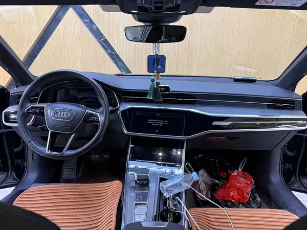 Audi A6L 2023