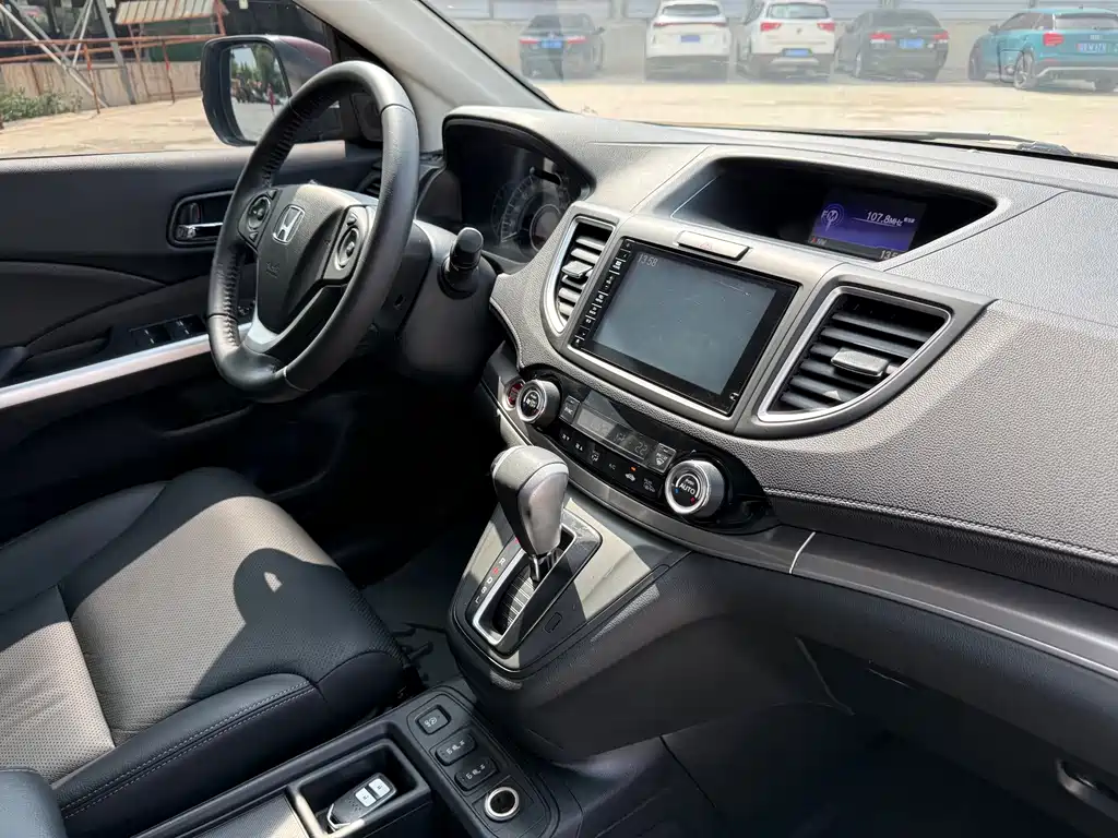 Honda CR-V 2015 — фото 14