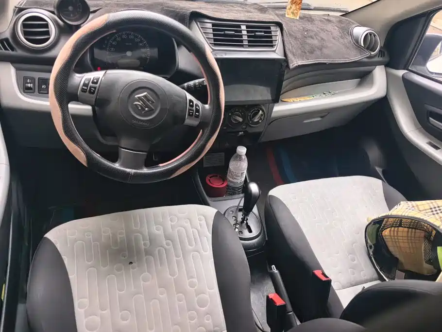 Suzuki Alto 2017 — фото 12