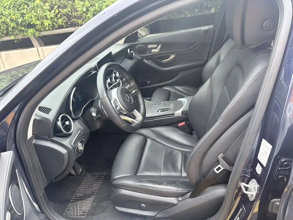 Mercedes-Benz C-Class 2021