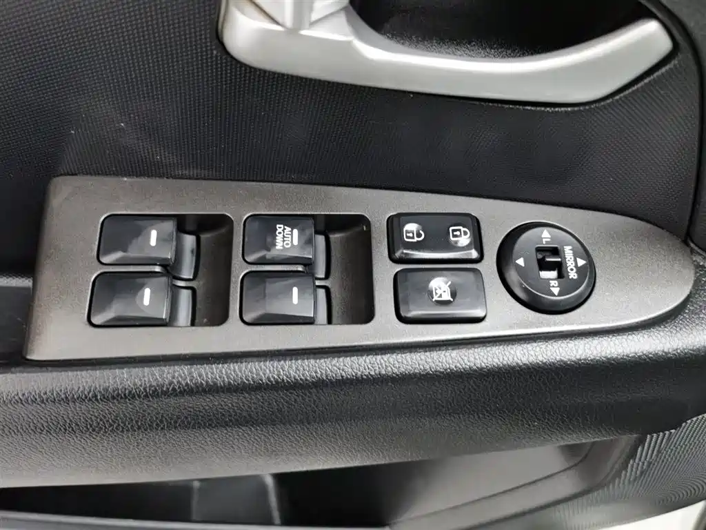 Kia Sportage 2017 — фото 9