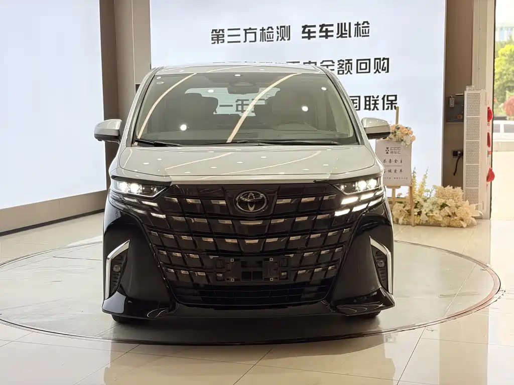 Toyota Alphard 2024 — фото 2