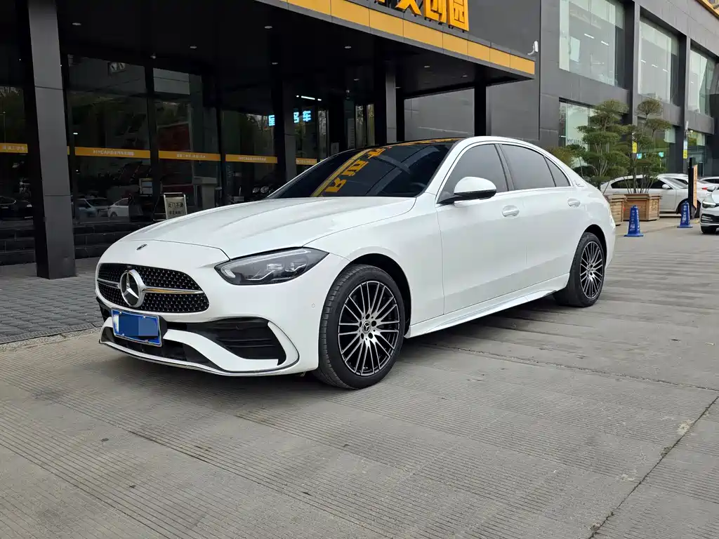 Mercedes-Benz C-Class 2023 — фото 1